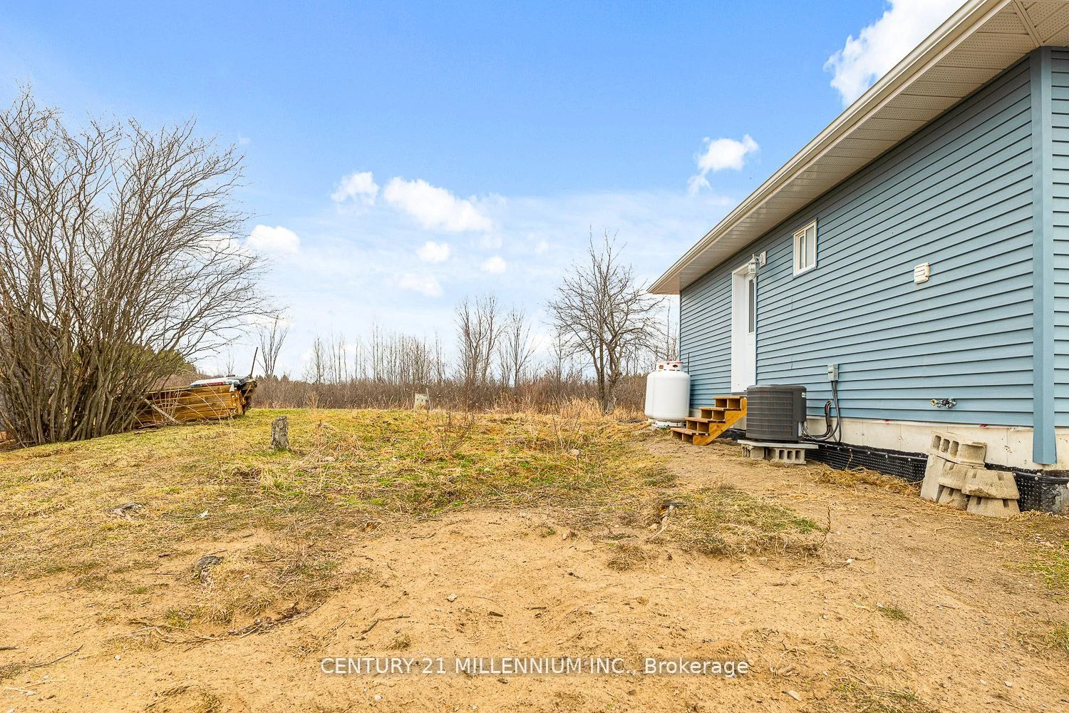 883 Lake Dalrymple Road, Kawartha Lakes, On L0k 1w0