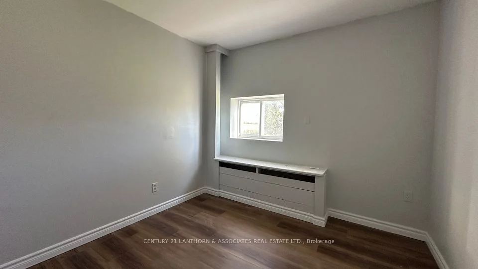 22556 Loyalist Parkway 4, Quinte West, ON K8V 5P5