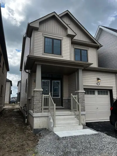 Detached in Thorold