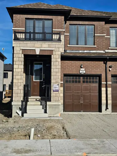 Att/Row/Townhouse in Kawartha Lakes