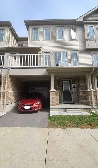 Att/Row/Townhouse in Cambridge