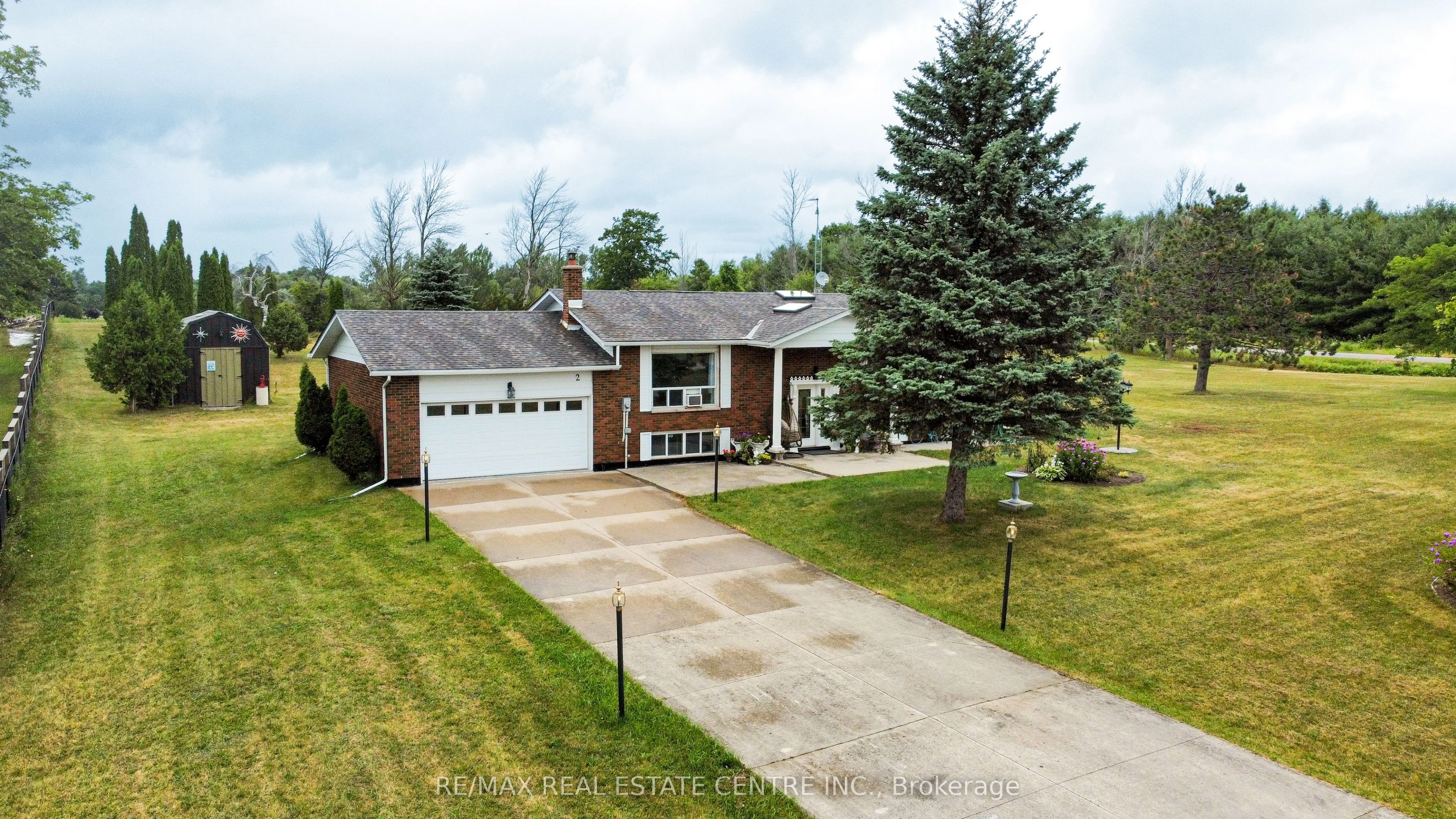 Detached in Mulmur