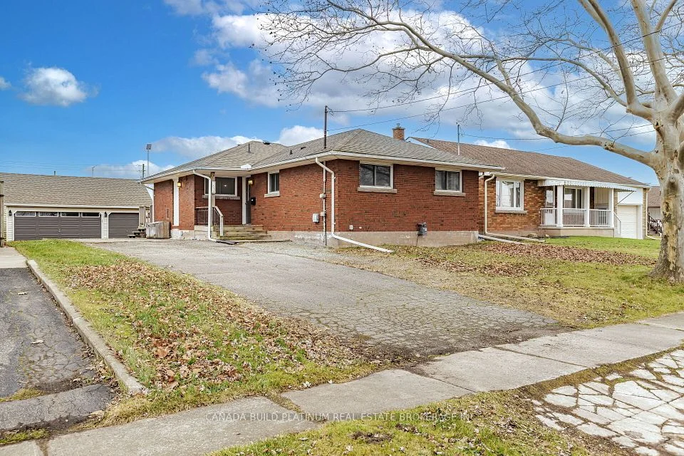 7156 Warden Avenue, Niagara Falls, ON L2G 5P8
