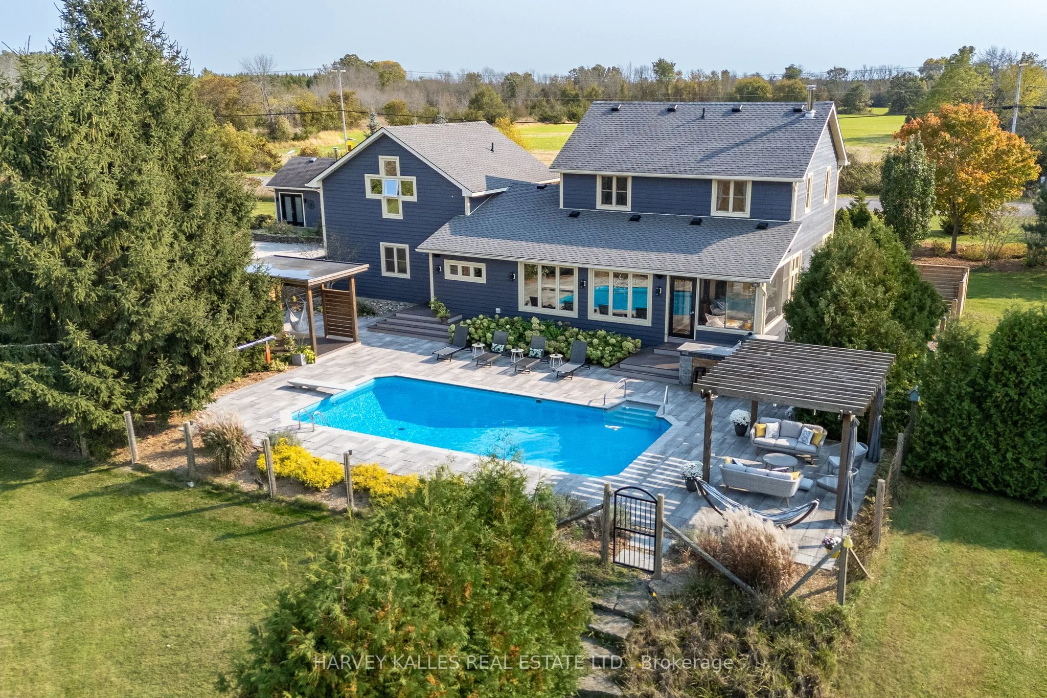 Detached in Prince Edward County