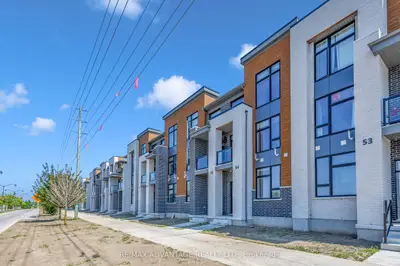Condo Townhouse in Waterloo