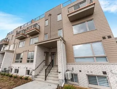 Condo Townhouse in Manor Park - Cardinal Glen and Area