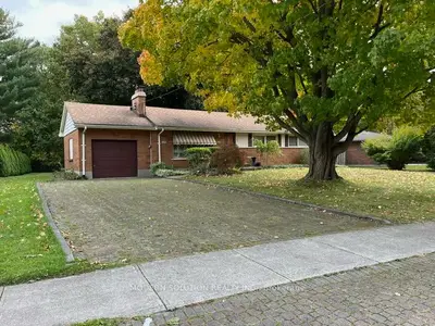 Detached in London North