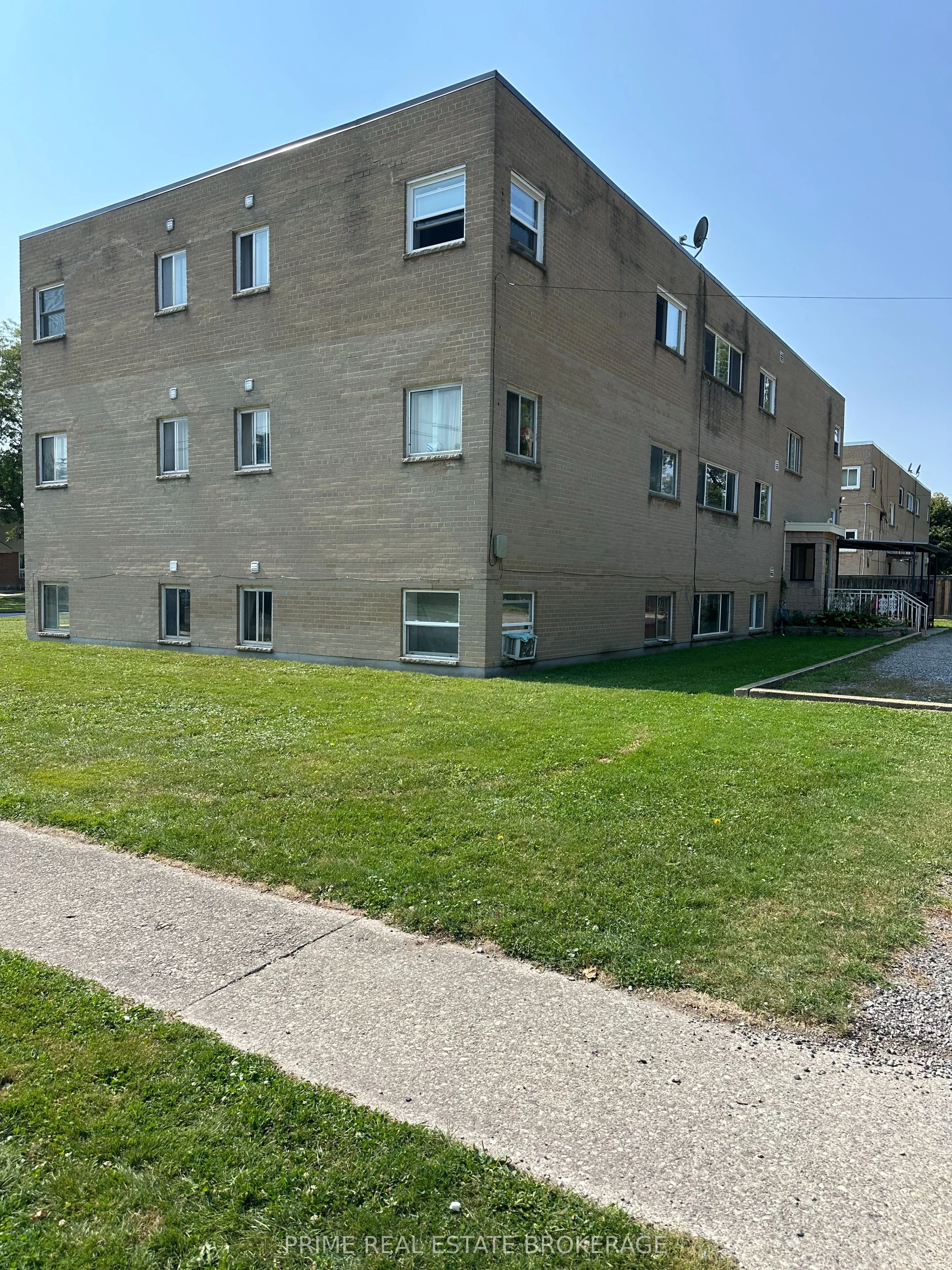 Multiplex in Sarnia