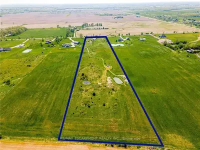 178 Moores Road, Haldimand, On N0a 1r0