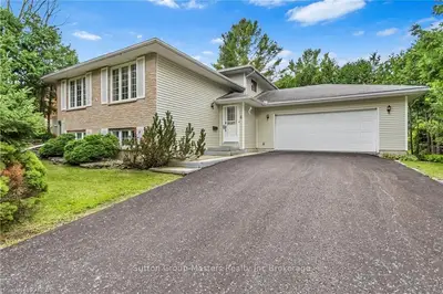 4 Mccabe Street, Greater Napanee, On K7r 3p6
