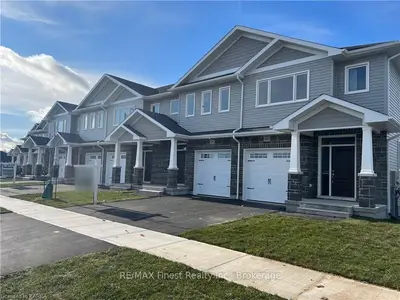 202 Heritage Park Drive, Greater Napanee, On K7r 3x8