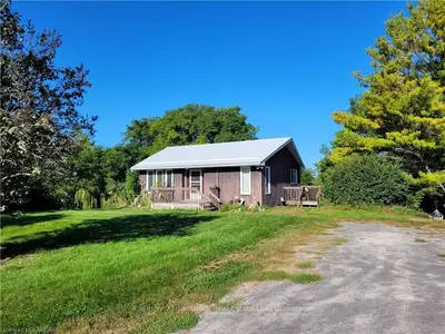 1855 South Shore Road, Greater Napanee, On K7r 3k7