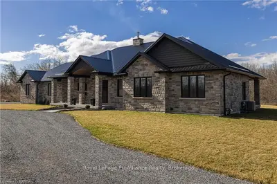 5968 County Rd 9, Greater Napanee, On, K7r 3k8