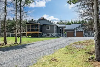14a Union Street, Stone Mills, On K0k 1z0