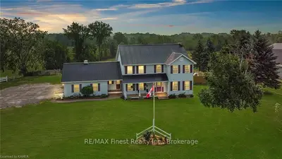 396 Church Road, Stone Mills, On K0k 1z0