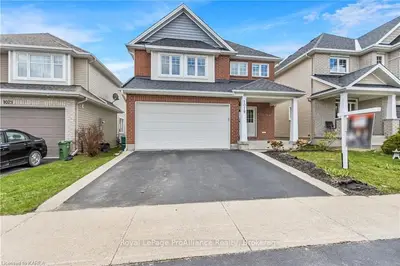 1019 Bluffwood Avenue, Kingston, On K7k 7k6