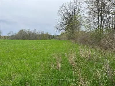01 Mcandrew's Road, Rideau Lakes, On K0g 1x0