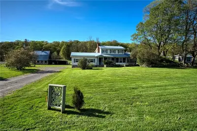 1408 Hallecks Road E, Elizabethtown-kitley, On K6v 5t3