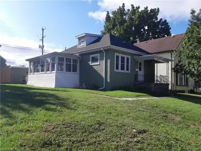 233 Garden Street, Gananoque, On K7g 1j3
