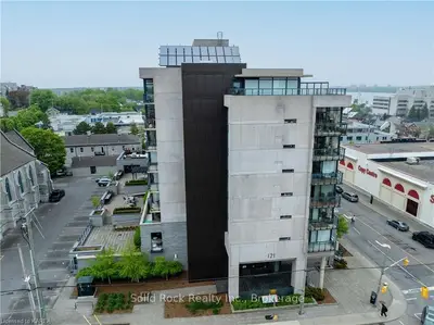 121 Queen Street 207, Kingston, On K8k 0g6