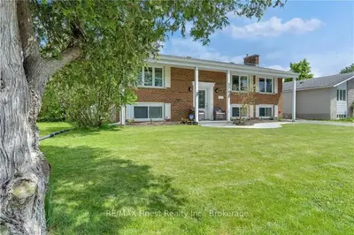 374 Glen Castle Road, Kingston, On K7m 5w1