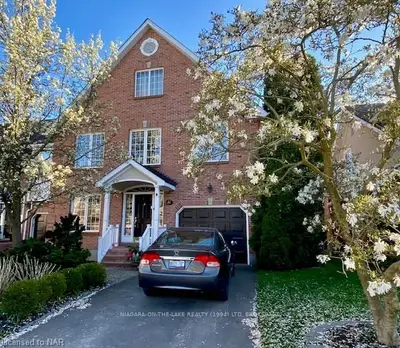 22 Weatherstone Court, Niagara-on-the-lake, On L0s 1j0