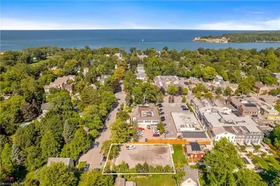 222 Gate Street, Niagara-on-the-lake, On L0s 1j0