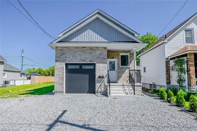 46 Chestnut Street, Port Colborne, On L3k 1r4