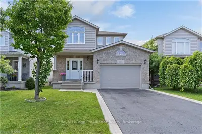 Detached in Kingston