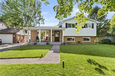 Detached in Kingston