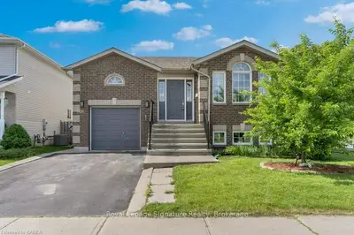 Detached in Kingston