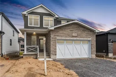 Detached in Kingston