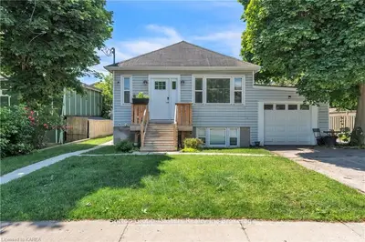 Detached in Kingston