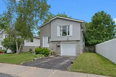 Detached in Kingston