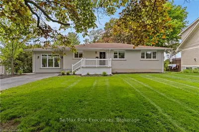 Detached in Kingston