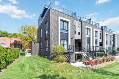 6065 Mcleod Road 312, Niagara Falls, On L2g 0z7