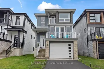 Detached in Loyalist