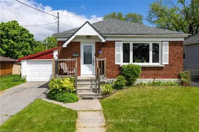 Detached in Kingston