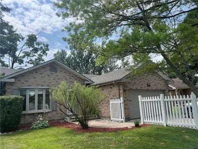 Detached in Kingston