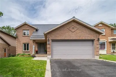 Detached in Kingston