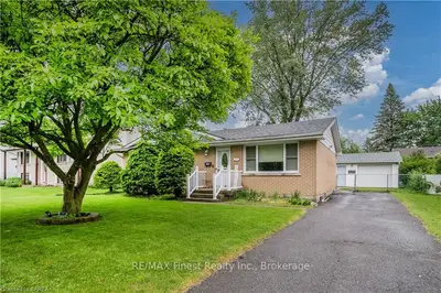Detached in Kingston