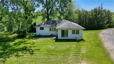 Detached in Greater Napanee