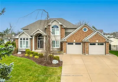 107 ABBEY Road, Welland, ON L3C 7L1