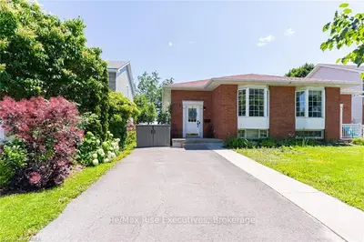 Semi-Detached in Kingston