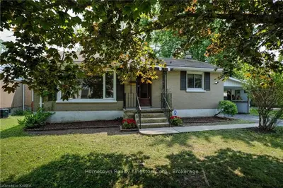 Detached in Kingston