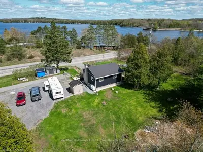 Detached in Stone Mills