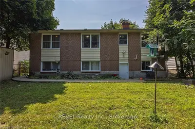 Detached in Kingston