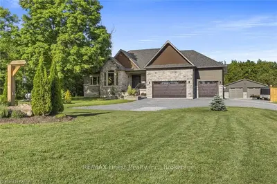 Detached in Kingston