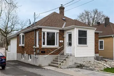 Detached in Kingston