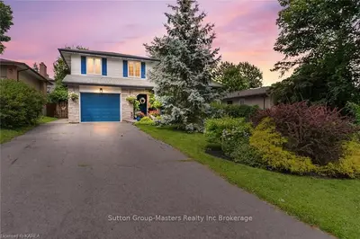 Detached in Kingston